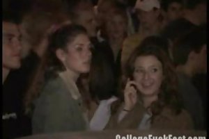 Ρώσος από νοβοσιμπίρσκ έρχεται να επισκεφθείτε και να γαμάει τον κώλο της ένα φίλο