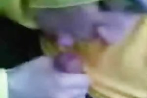 Ο πρώην αθλητής πρέπει να πληρούν δύο παθιασμένοι φίλες σε ομαδικό σεξ