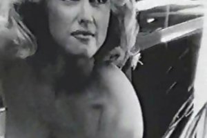 Κεφάλι γαμάει σκλάβος στο γραφείο