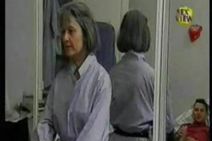 Γιε μου γαμάει πλούσια νοσοκόμα