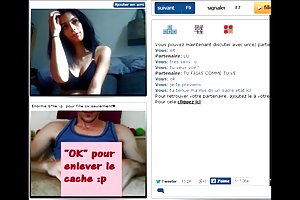 Γκόμενα σε ροζ καλσόν στο πρωκτικό γαμήσι