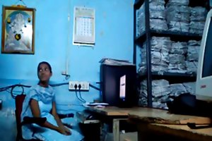 Θνητός - έχει το σεξ με τον ο τζόνι κλουβί