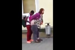 Ξεκίνησε μια παθιασμένη σκύλα