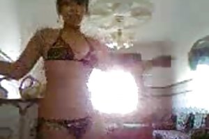 Άγριο σεξ νεοσσούς στην επιφάνεια εργασίας στο γραφείο