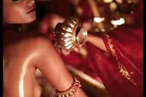 Αμερικανοί έχουν ένα τρίο με μια γκόμενα από τη ρωσία