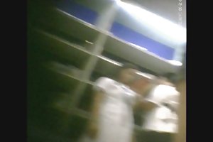 Έσκισε όμορφη γκόμενα